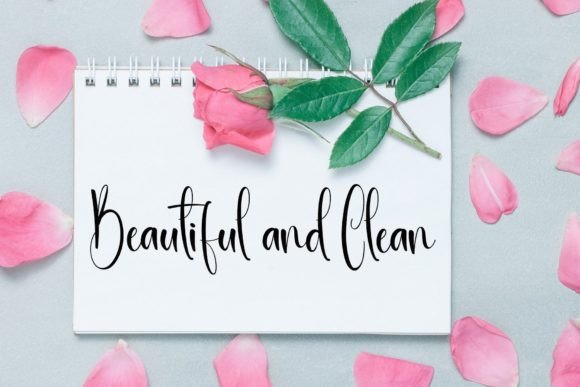 Blankets Font - Preview 4