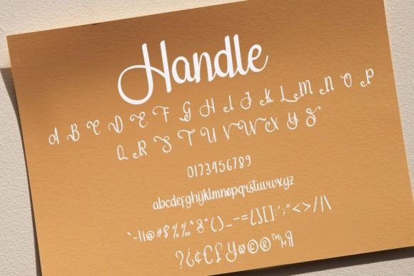 Handle Font - Preview 5