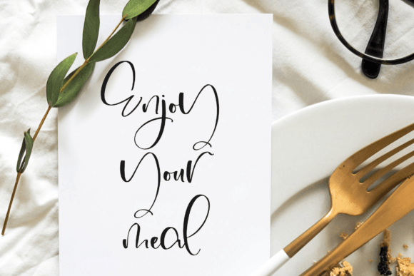 Bolaster Font - Preview 4