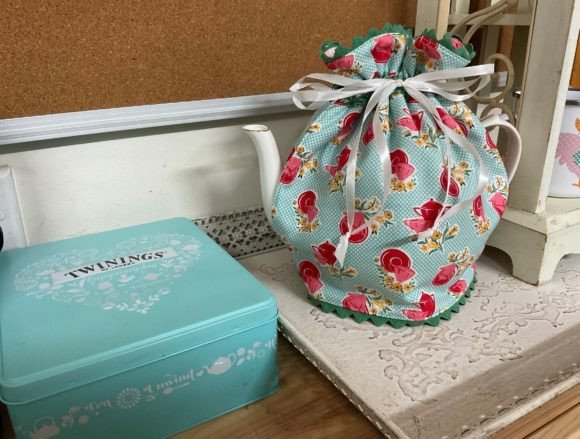 Quick and Easy DIY Tea Cozy