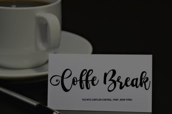 Hello Septiemberia Font PNG with transparent background - Preview 4