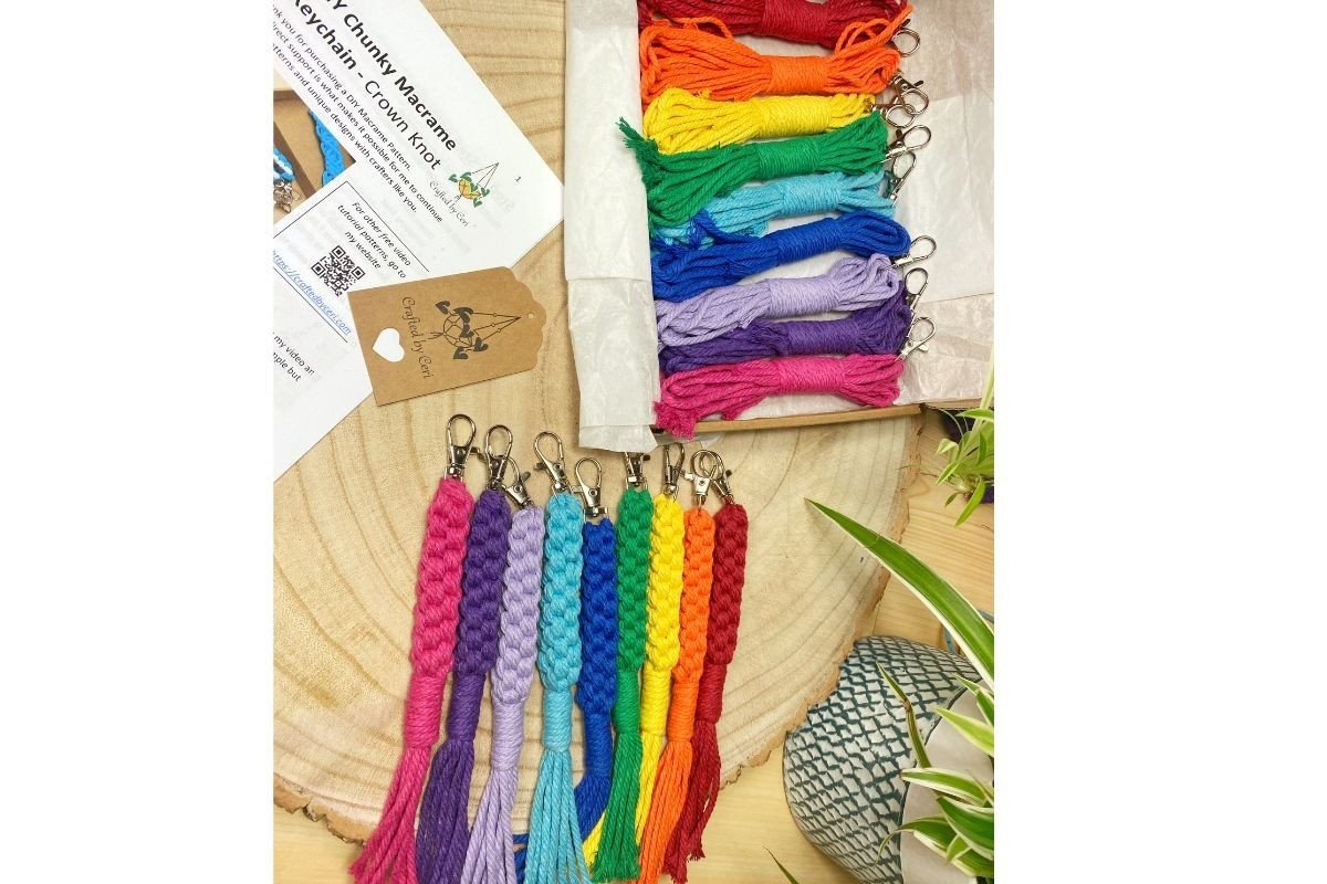 Crown Knot Keychain