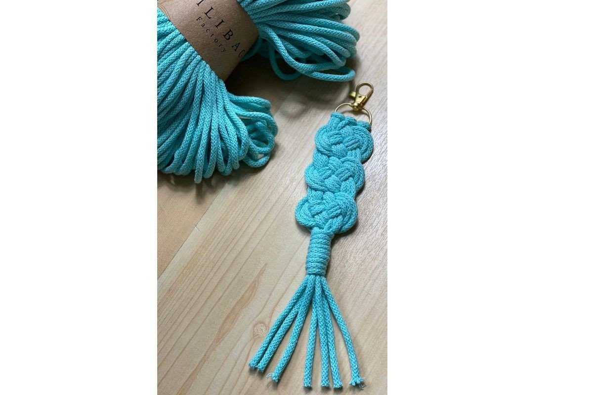 Jospehine Knot Keychain
