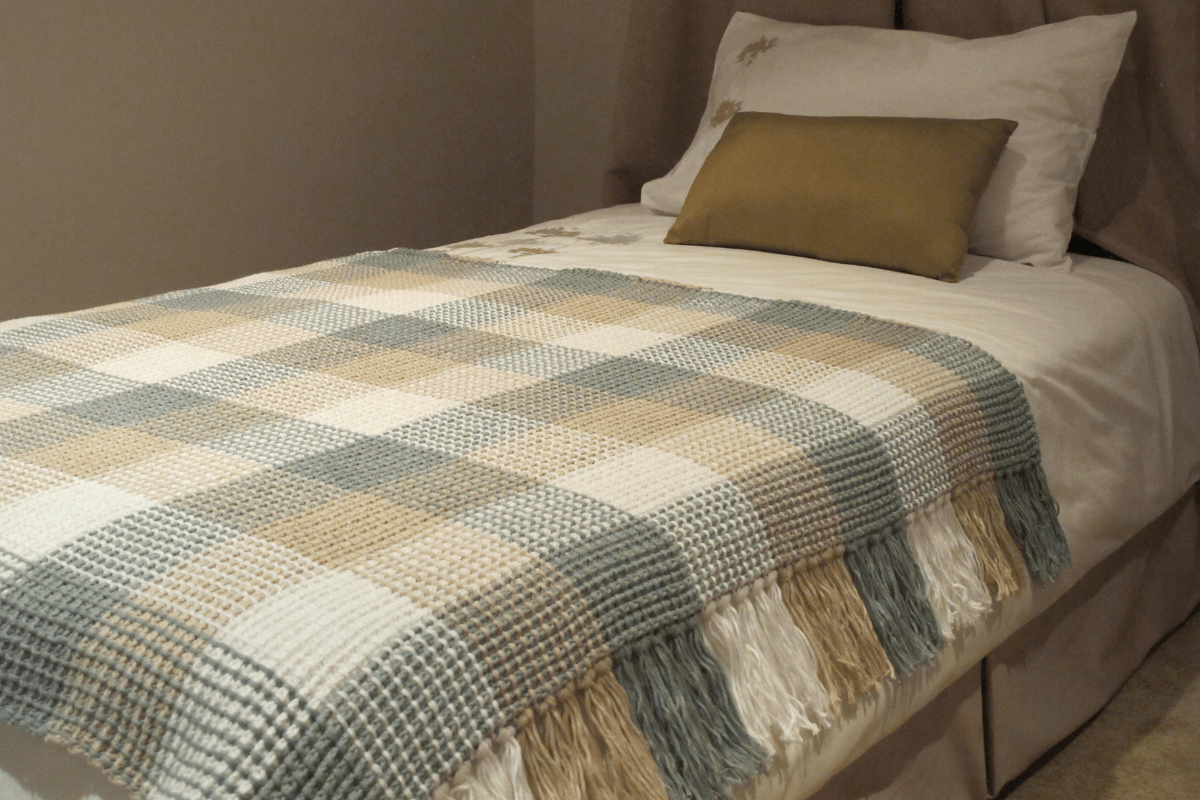 Gingham Crochet Blanket Pattern