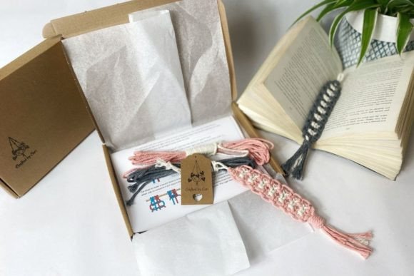 Alternating Squares Bookmark