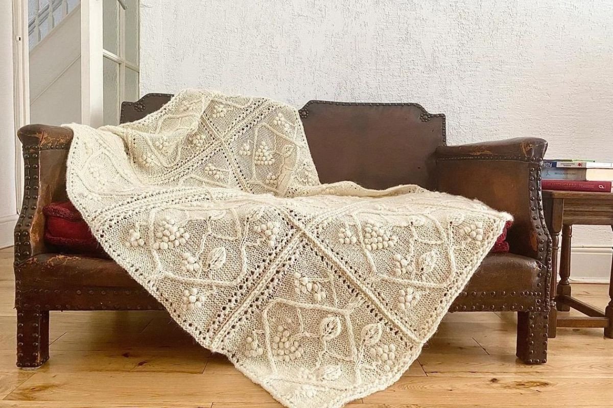 Vine Trellis Blanket