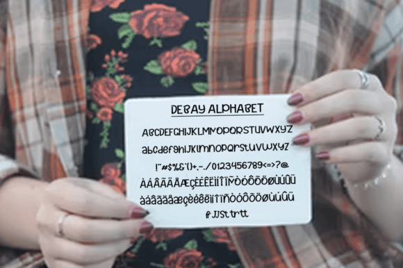 Debay Font - Preview 5