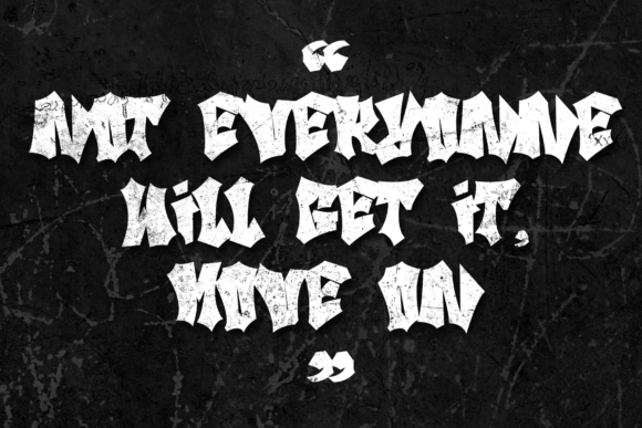 Bat Liar Font - Preview 1