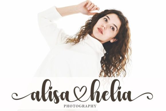 Adela Font - Preview 1