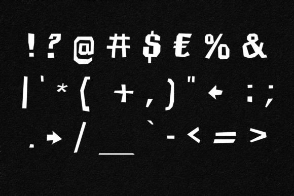 Into the Forest Font - Preview 2