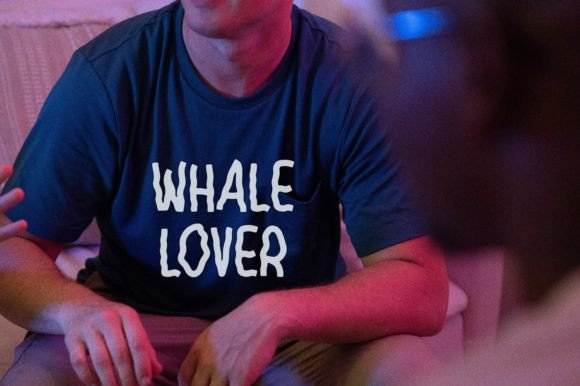 Blue Whale Font - Preview 3