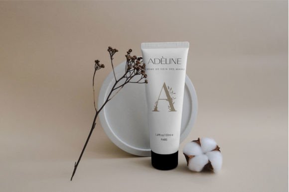 Adeline Font - Preview 2