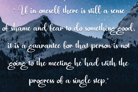 Beelover Font - Preview 5