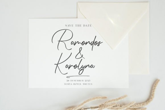 Geraldyne Signature Font - Preview 4