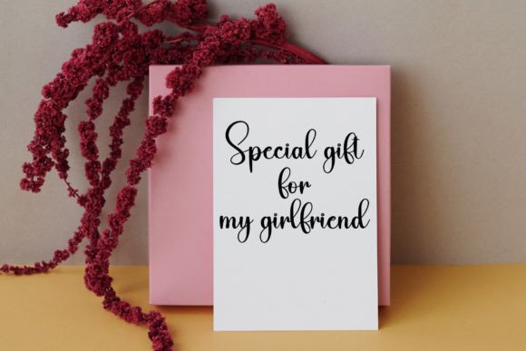 Almond Font - Preview 2