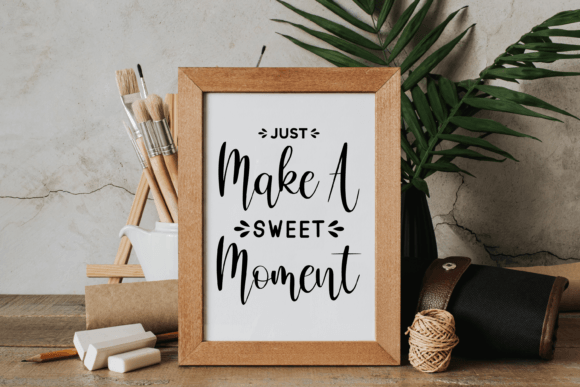 Charlotte Shine Font - Preview 1