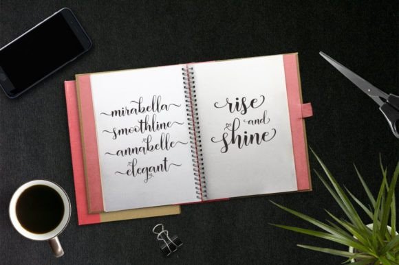 Amberland Font - Preview 1