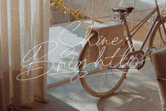 Clandestine Font - Preview 4