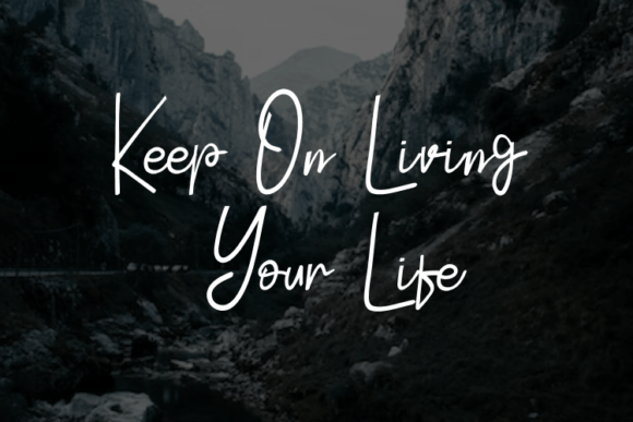 Autumn Nature Font - Preview 1
