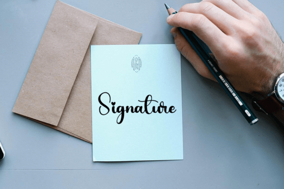 Family Font - Preview 2