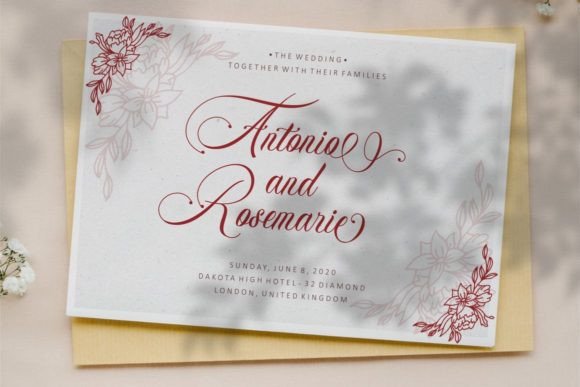 Glamorous Carpet Font - Preview 2