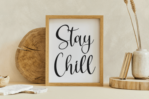 Cristalake Font - Preview 1