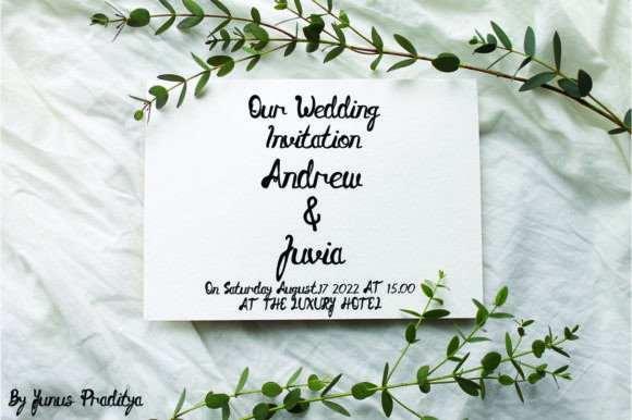 Candu Font - Preview 1