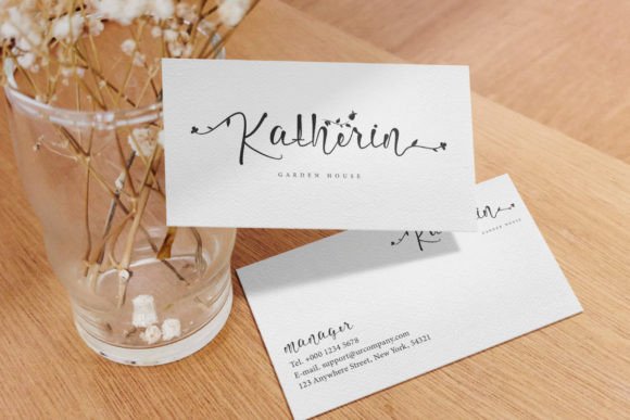 Median Florets Font PNG with transparent background - Preview 1