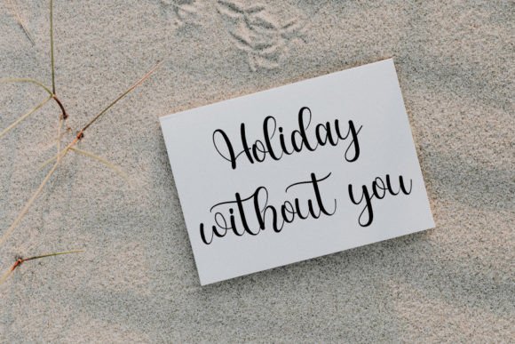 Beach Holiday Font - Preview 1