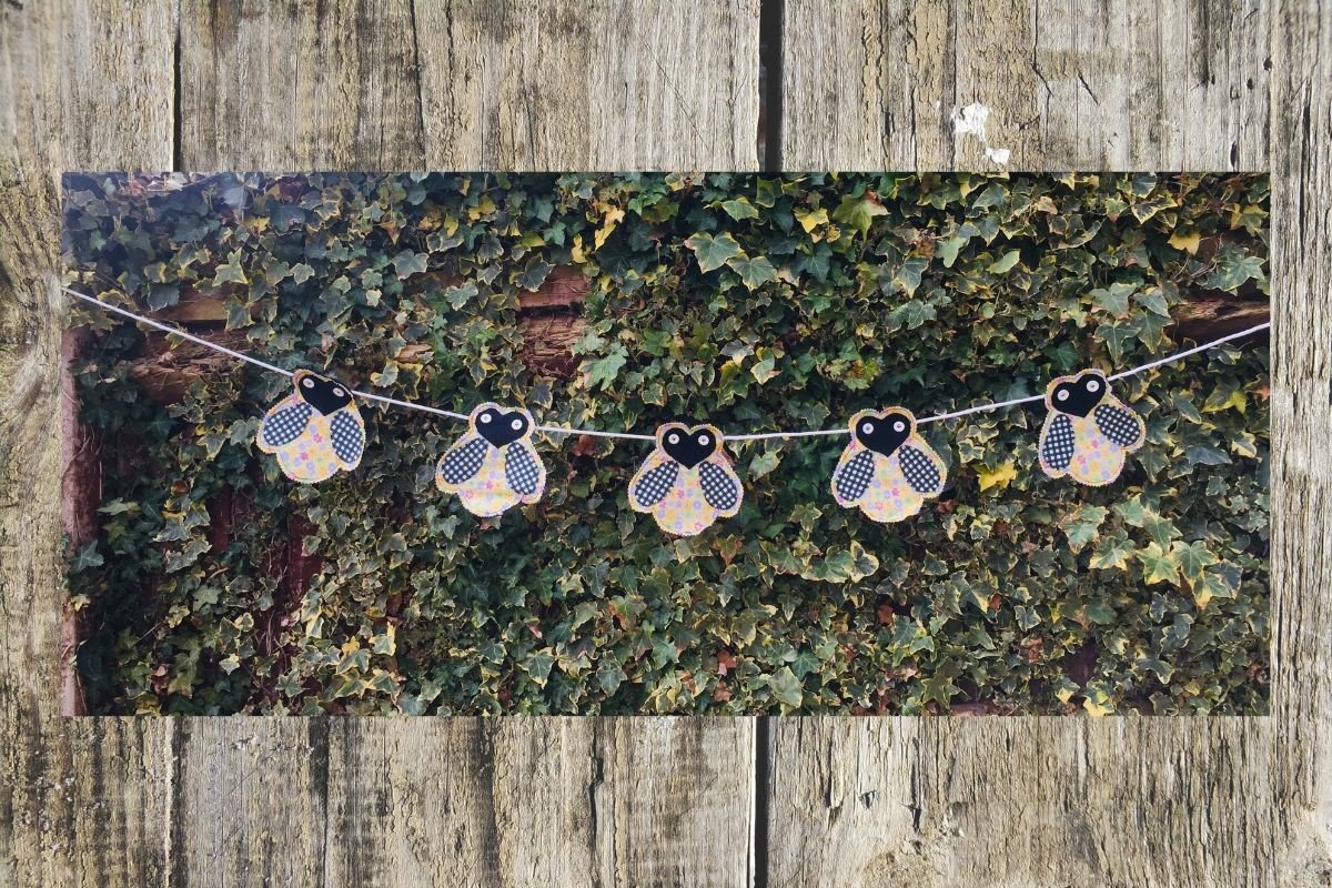 Easy Sewing Bee Bunting PDF Pattern