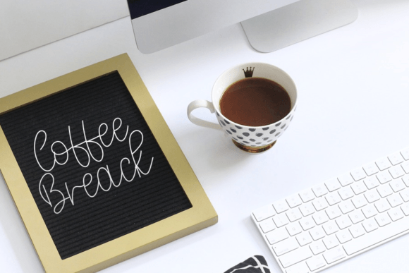 December Font - Preview 3
