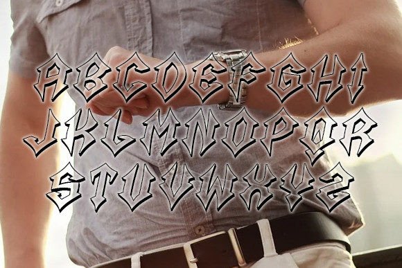 Fascination Font - Preview 1
