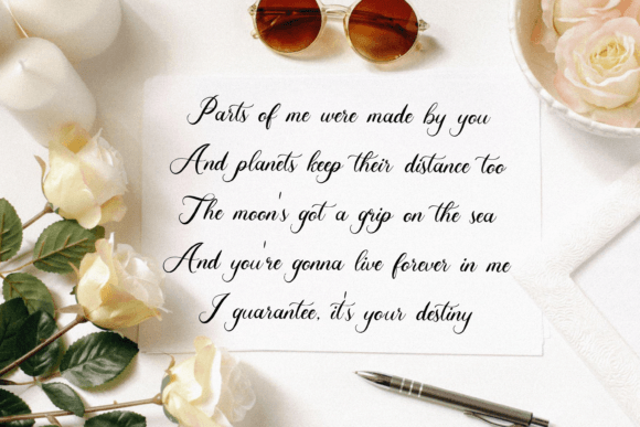 Loveline Glamour Font PNG with transparent background - Preview 3