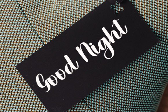 Holiday Font - Preview 4