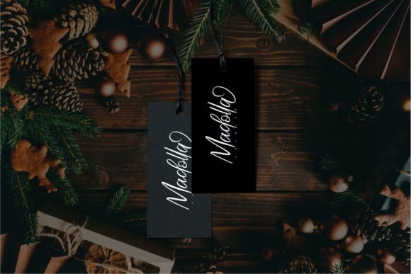 Gothellon Font - Preview 3