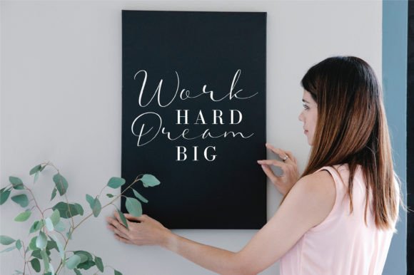 Lyche Font PNG with transparent background - Preview 1