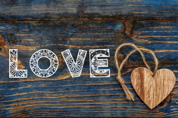 Mandy Decor Font PNG with transparent background - Preview 4