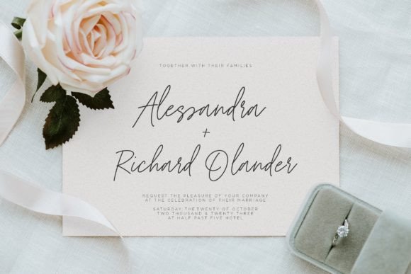 Bastonica Font - Preview 1
