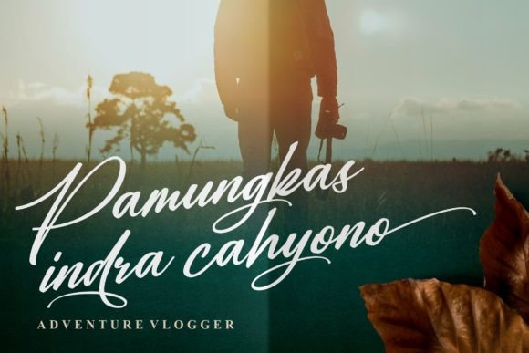 Alexandria Signature Font - Preview 1