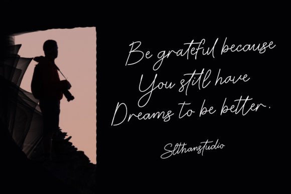 Brastagi Signature Font - Preview 3