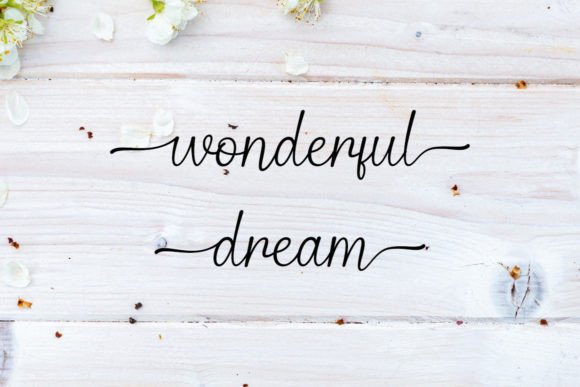 Claudia Font - Preview 3