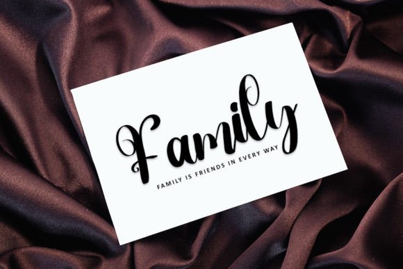 Christmas Font - Preview 3