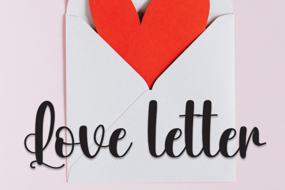 Beautiful Barbies Font - Preview 4