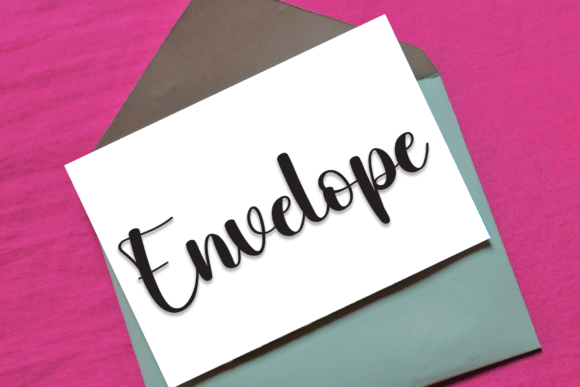 Beautiful Barbies Font - Preview 5