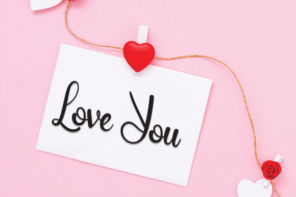 Fall in Love Font - Preview 3