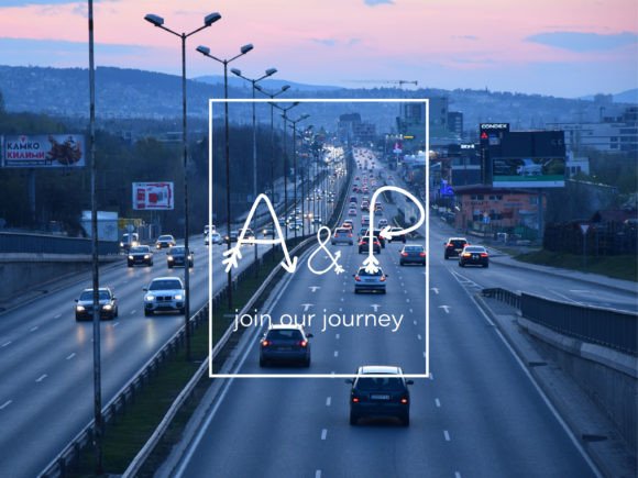 Arrow Direction Font - Preview 1