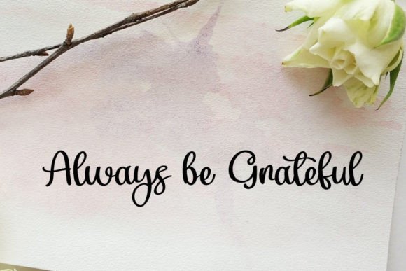 Beautiful Font - Preview 3