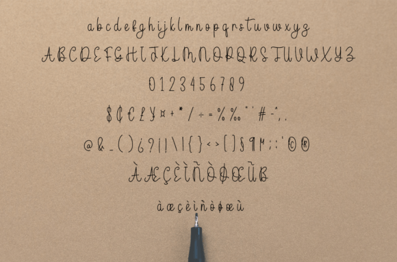 Baby Honey Font - Preview 6