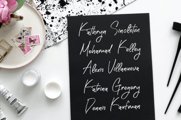 Chrowlie Vonhautten Font - Preview 3