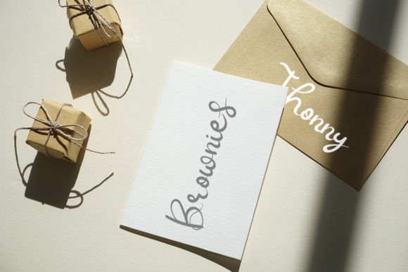 Quiztion Font PNG with transparent background - Preview 1